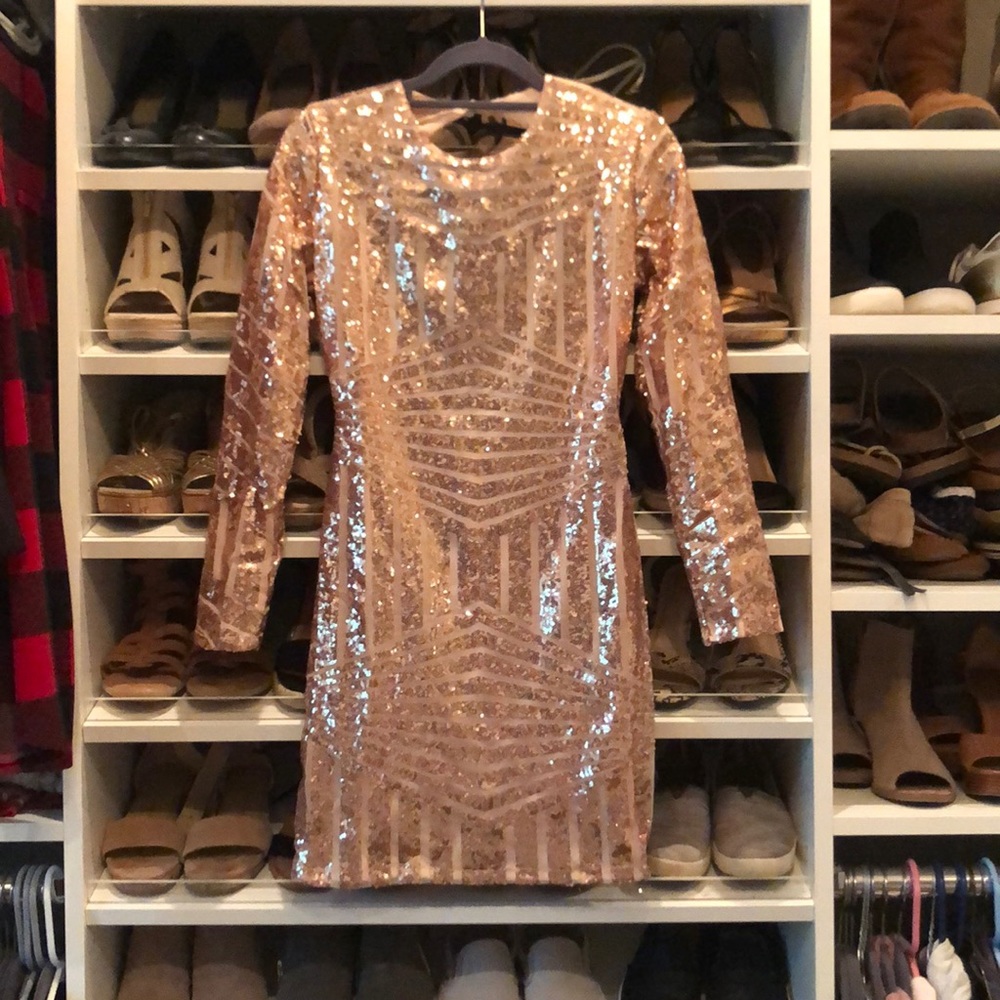 NIP LS Rose Gold Sequin Bodycon Dress, Size S